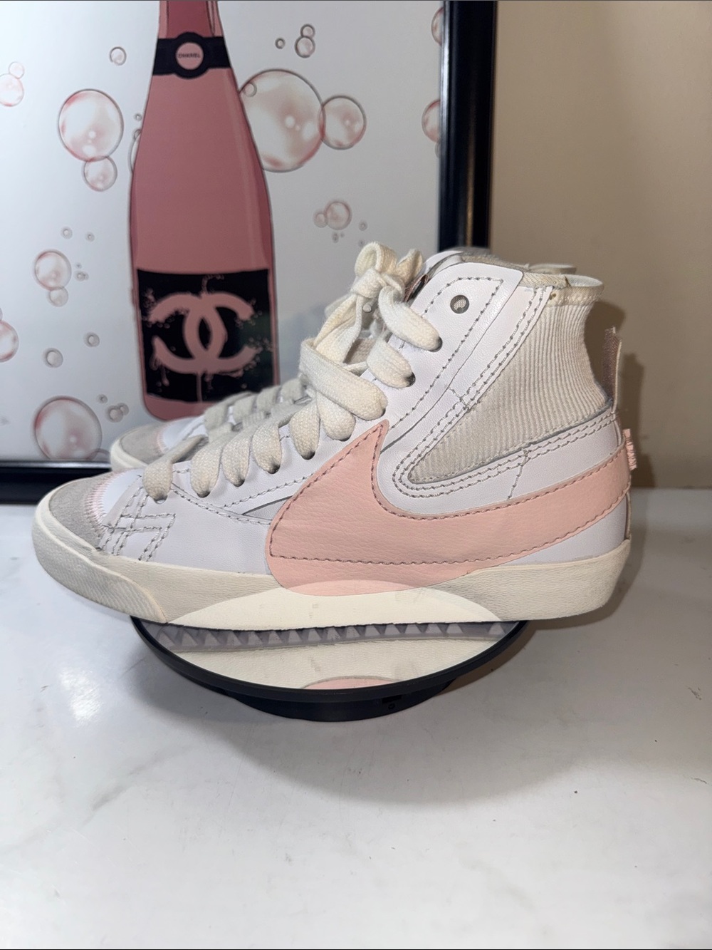 Nike Blazer Mid '77 Women’s White/Pink Sneakers- Size 8